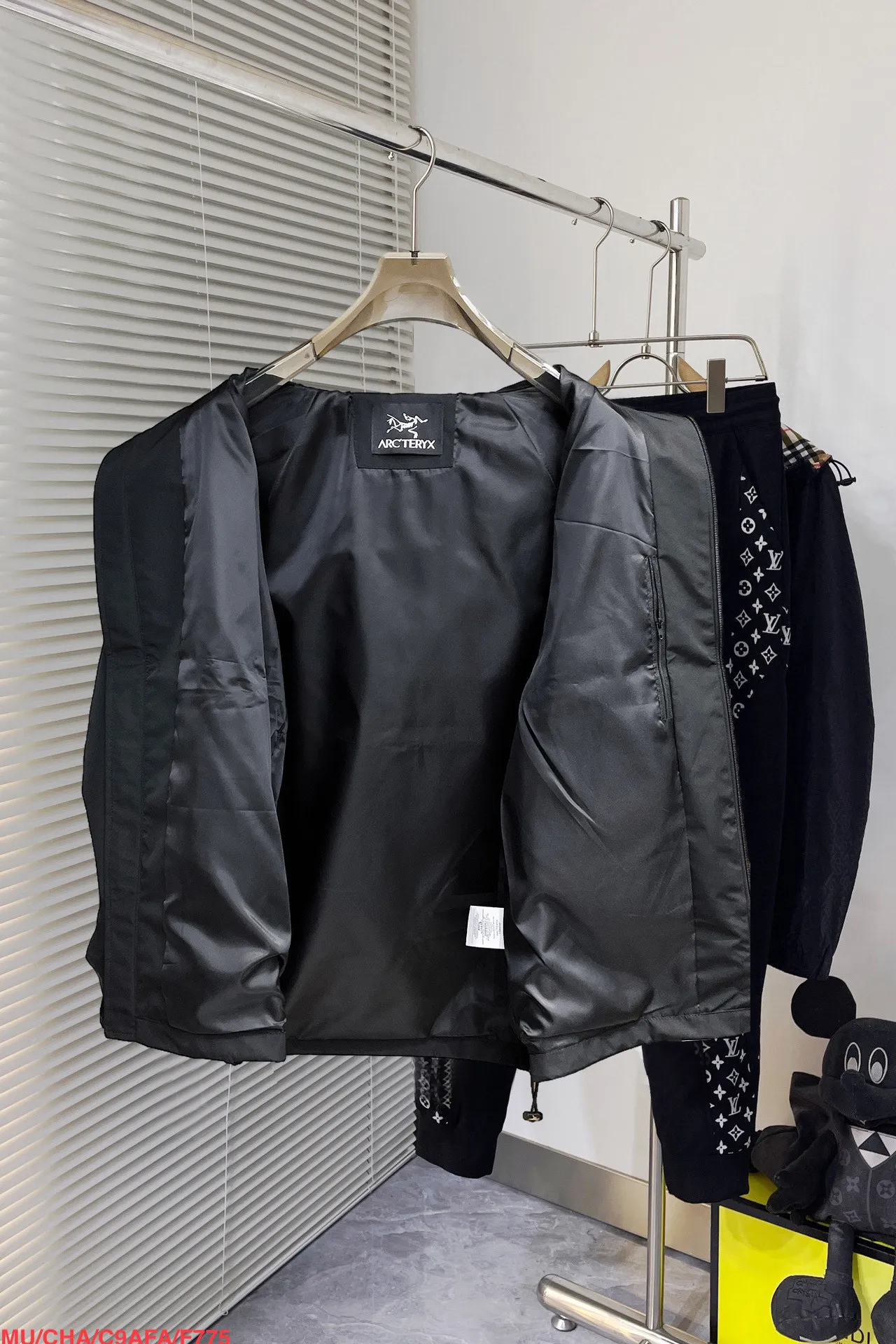 Same Style， ， 2026 New Arrival ，Original Premium Breathable ， ， ， Quality。 ， Sizes：M～3XL，